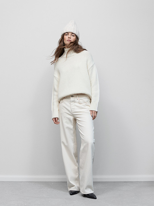 CLOSED <br> C22189 NIKKA PANT