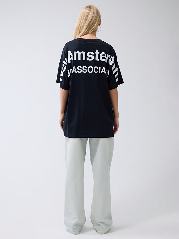 NEW AMSTERDAM <br> BIG NAME T-SHIRT