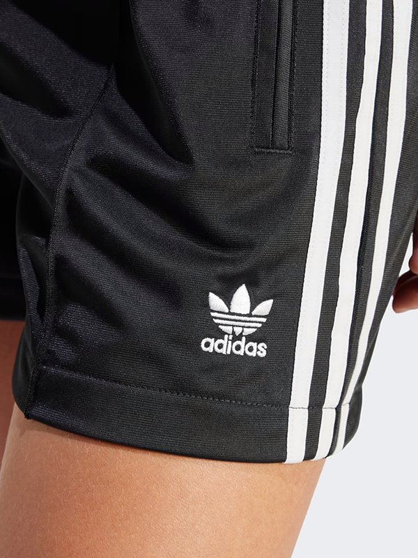 ADIDAS ORIGINALS <br> FIREBIRD SHORT IU2425