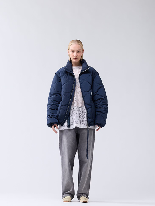 NEW AMSTERDAM <br> DETACHABLE JACKET