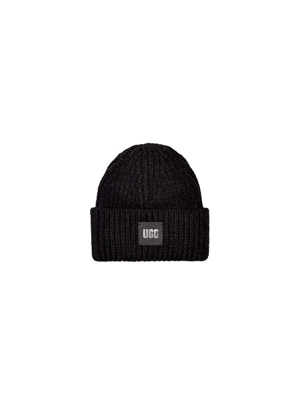 UGG <br> CHUNKY RIB BEANIE