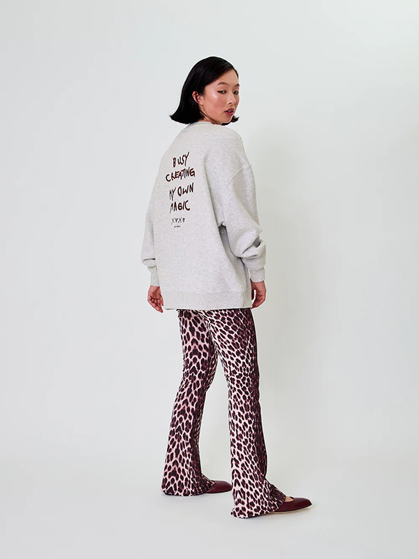 OH APRIL <br> MAGIC OVERSIZED SWEATER